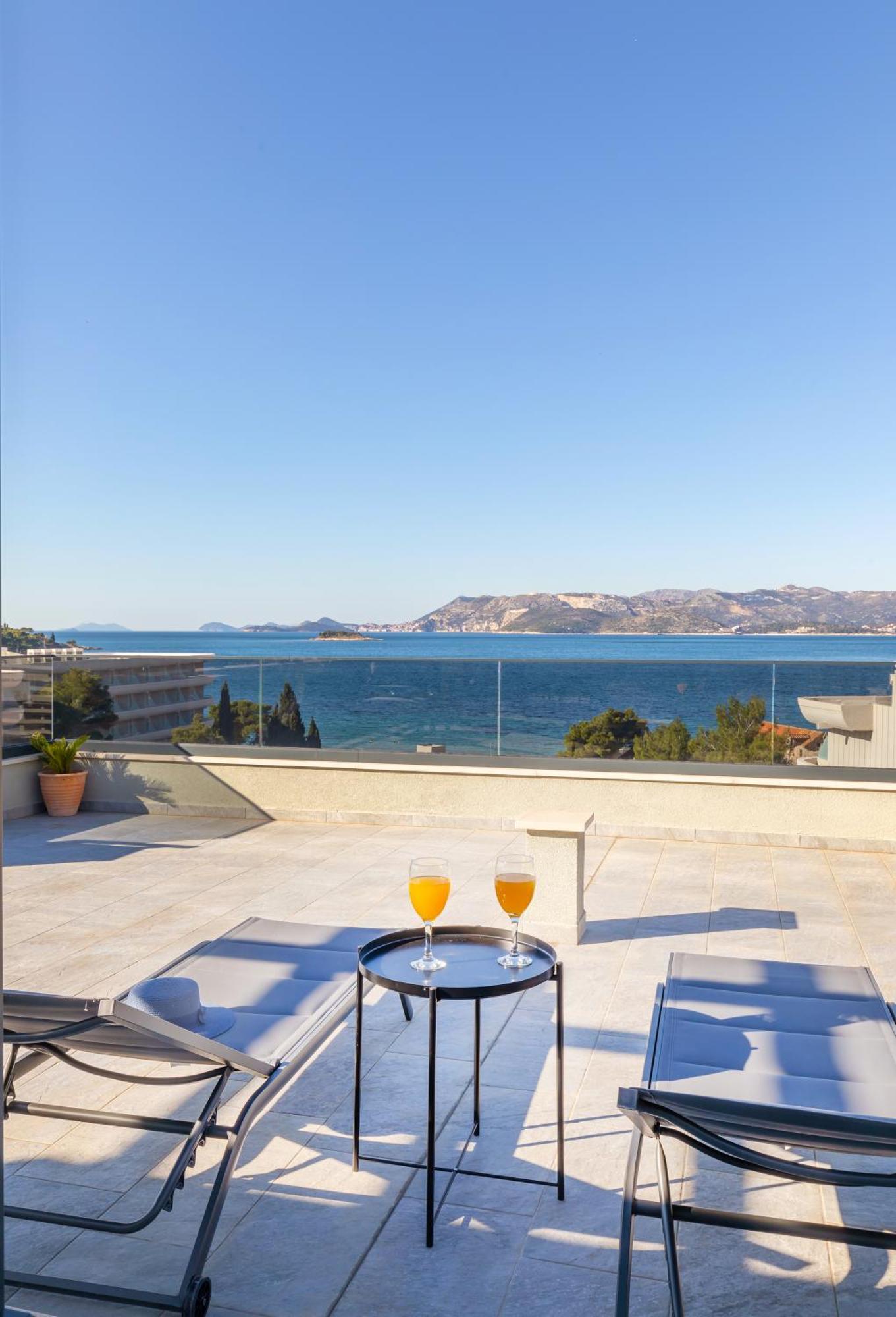 Villa Bellevue ツァヴタット エクステリア 写真
